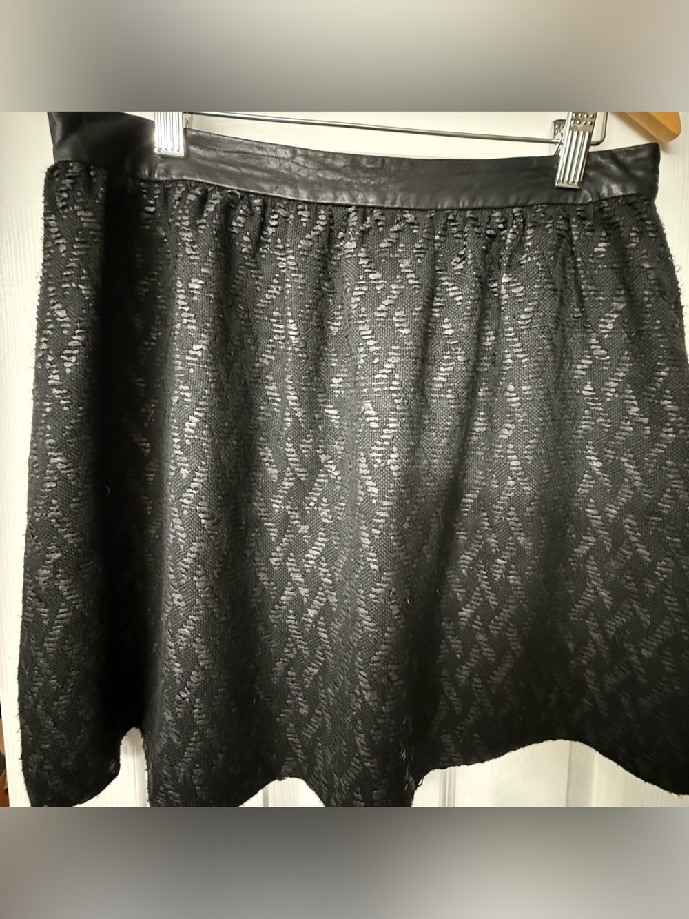 Alice + Olivia Black Lace Mini Skirt with waist accent fabric size 8